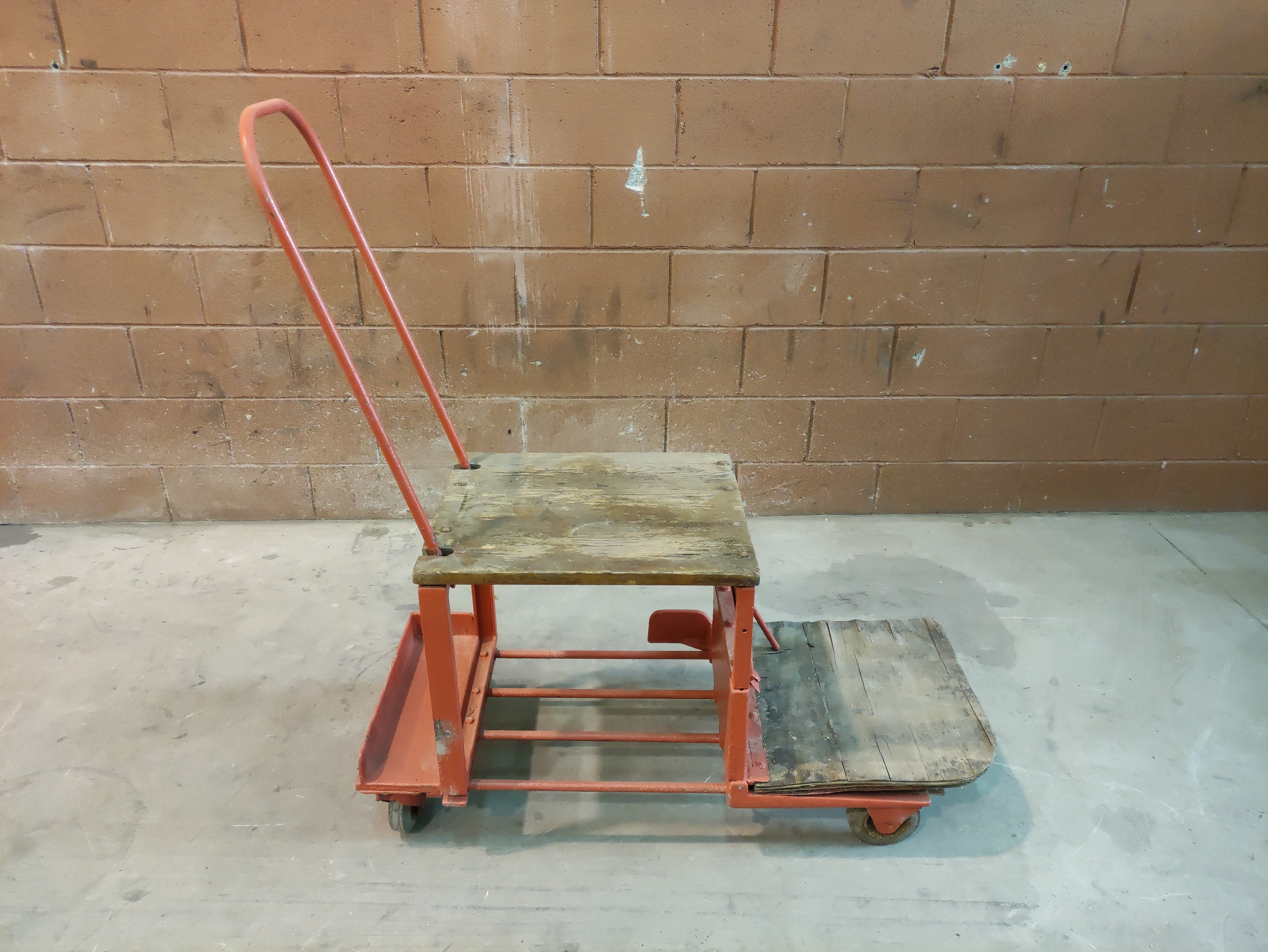 carretilla almacen taller metal madera 58-121x107x50 1u